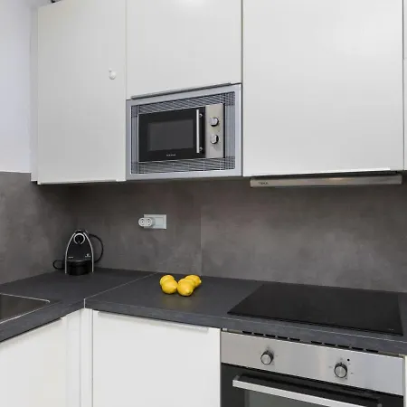 公寓 Edificio Luxor By Interhome