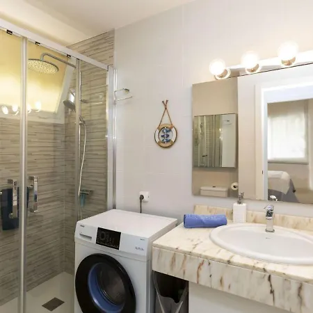 Apartamento Edificio Luxor By Interhome *